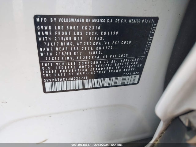 3VV2B7AX2JM023738 Volkswagen Tiguan 2.0t Se/2.0t Sel