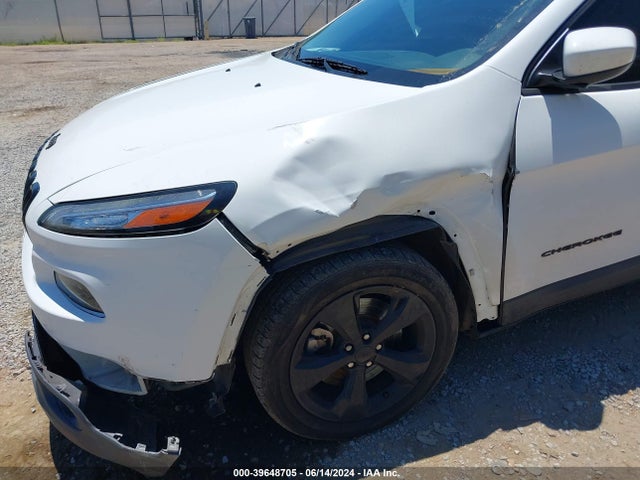 Jeep Cherokee Latitude 2018 1C4PJLCB1JD551655 Image 17