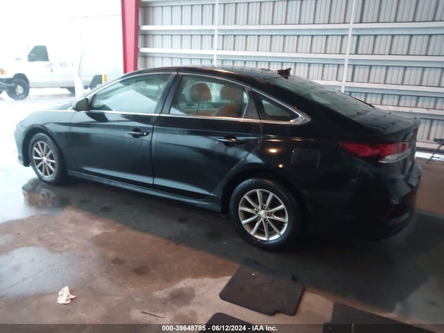 Hyundai SONATA SE 2018 5NPE24AF3JH683780 Image 3