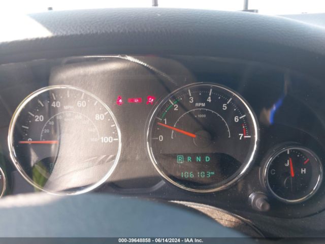 1C4BJWDG5HL710117 Jeep Wrangler Unlimited Sport 4x4