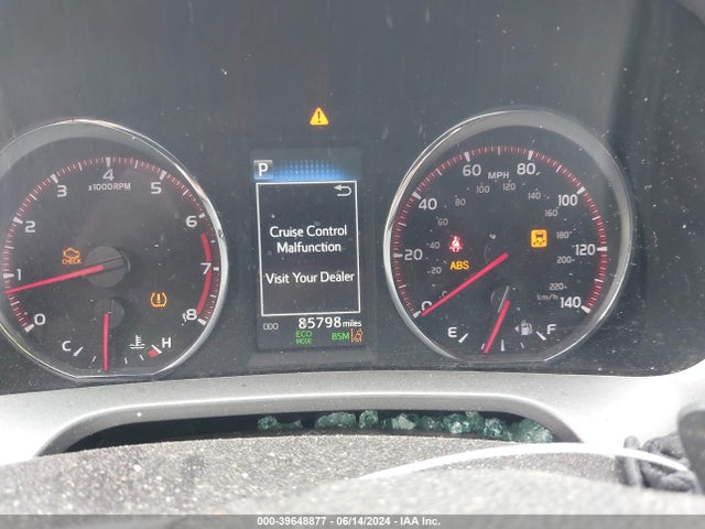 Toyota RAV4 SE 2017 2T3JFREV9HW581999 Image 7
