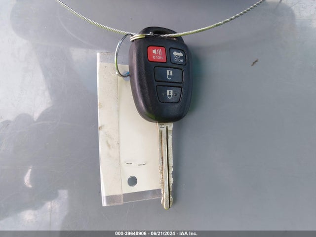 Toyota CAMRY LE 2016 4T4BF1FK7GR550788 Image 11