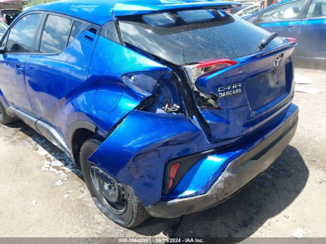 JTNKHMBX4L1091125 Toyota C-HR LE