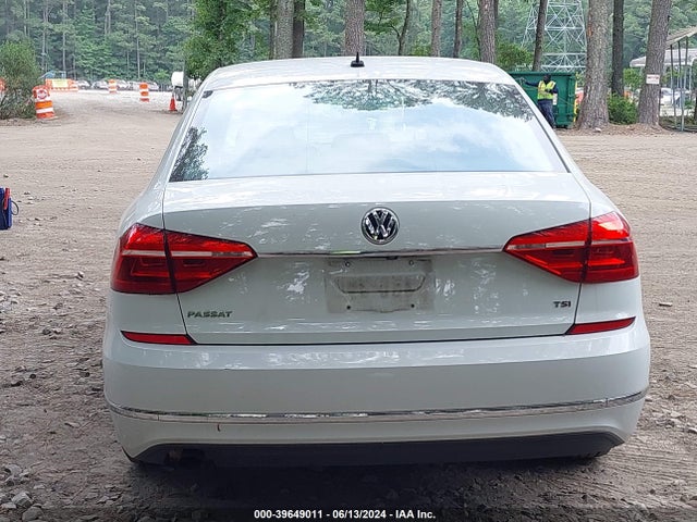 1VWAT7A30GC053011 Volkswagen Passat 1.8t S