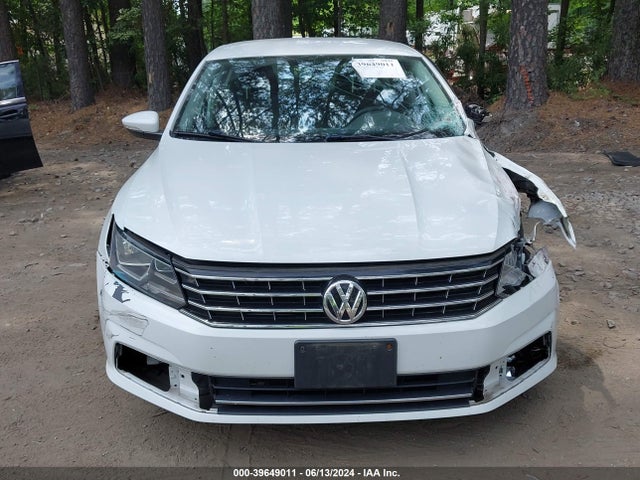1VWAT7A30GC053011 Volkswagen Passat 1.8t S