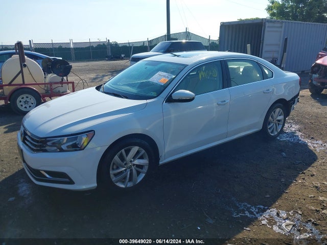 1VWBA7A32JC027270 Volkswagen Passat 2.0t Se