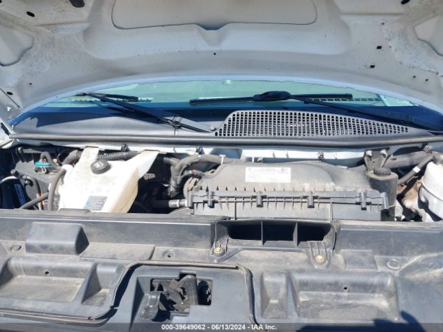 1GCWGAFP9J1318971 Chevrolet Express 2500 Work Van