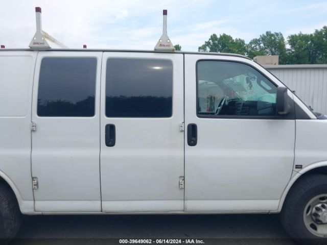 1GCWGAFP9J1318971 Chevrolet Express 2500 Work Van