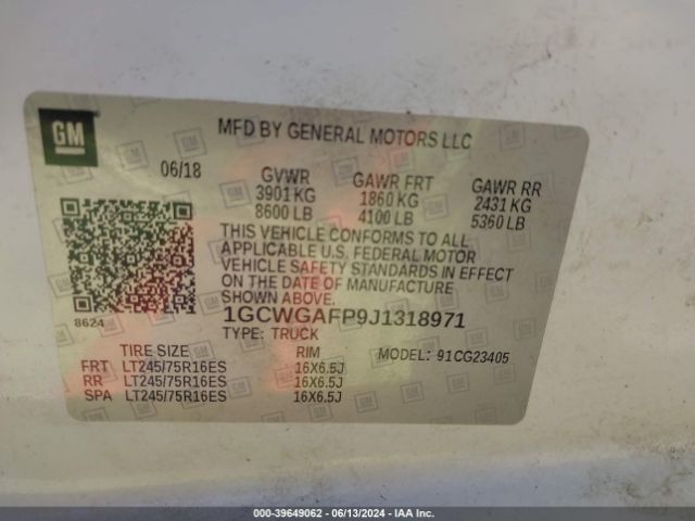 1GCWGAFP9J1318971 Chevrolet Express 2500 Work Van