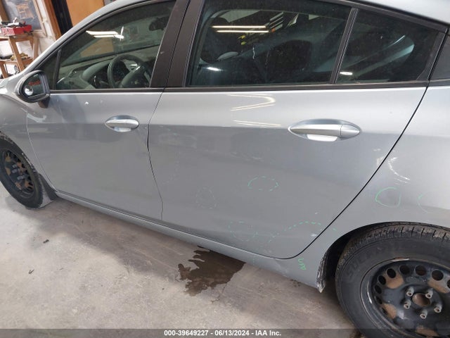 Chevrolet Cruze Ls Auto 2017 1G1BC5SM1H7201382 Image 17
