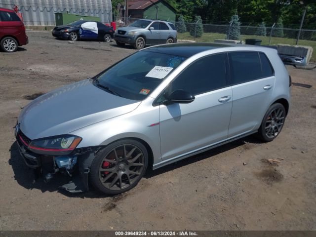 3VW4T7AU1FM021445 Volkswagen Golf Gti 2.0t Se 4-door