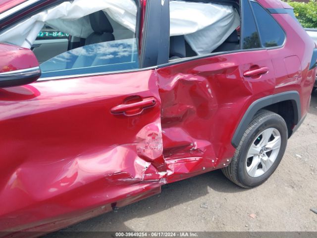 2T3P1RFV4MW207155 Toyota Rav4 Xle