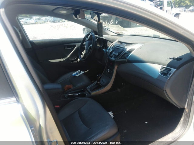 Hyundai Elantra Limited 2016 5NPDH4AE5GH676940 Image 5