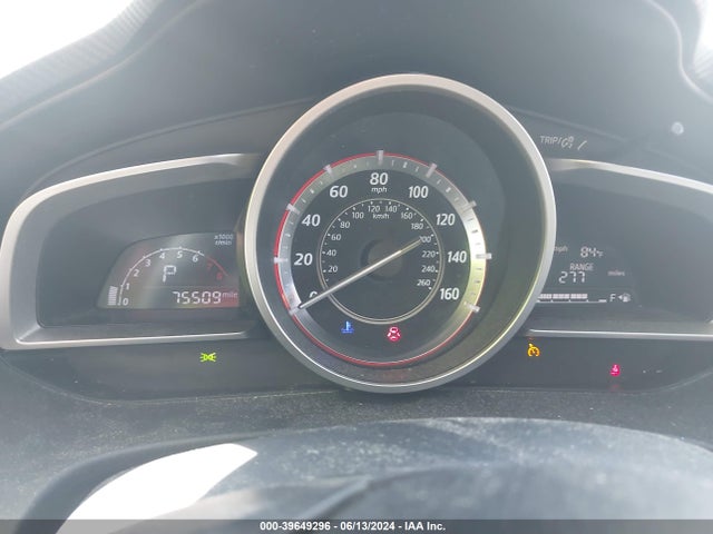 JM1BM1K7XE1146825 Mazda Mazda3 I Sport