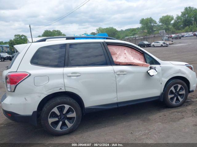 JF2SJAECXHH402640 Subaru Forester 2.5i Premium