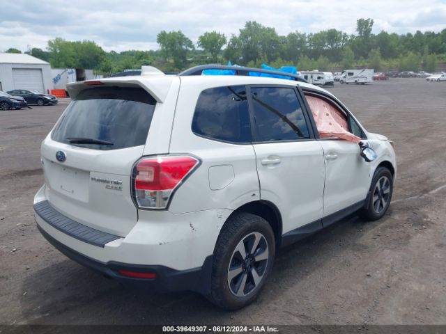 JF2SJAECXHH402640 Subaru Forester 2.5i Premium