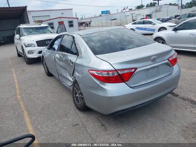Toyota CAMRY LE 2015 4T4BF1FK2FR508494 Image 3