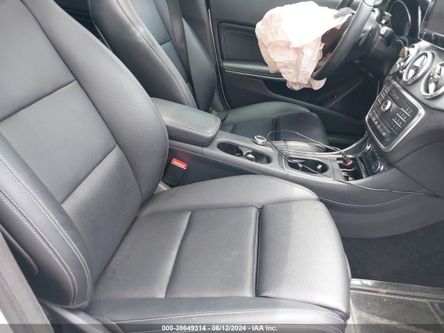 Mercedes-Benz CLA 250 2016 WDDSJ4EB0GN382010 Image 5