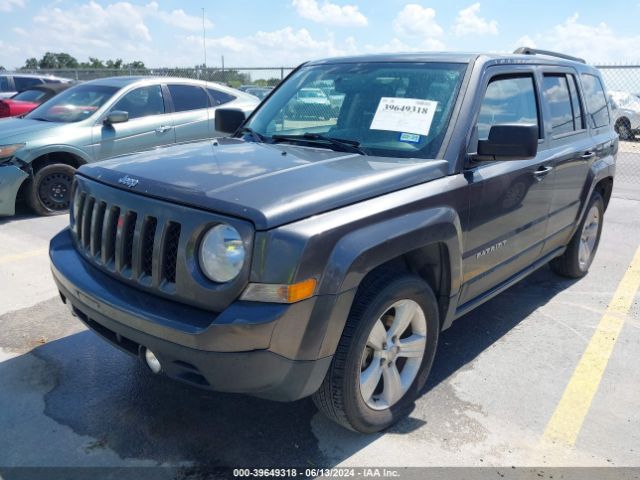 1C4NJPBB1FD350667 Jeep Patriot Sport