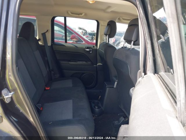 1C4NJPBB1FD350667 Jeep Patriot Sport