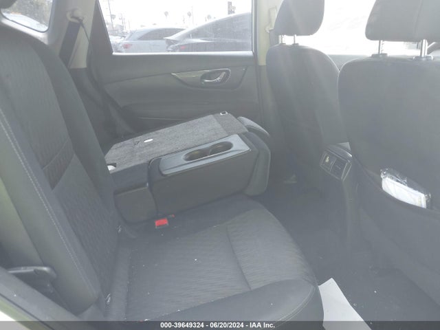 Nissan ROGUE S 2017 KNMAT2MT1HP547809 Image 8