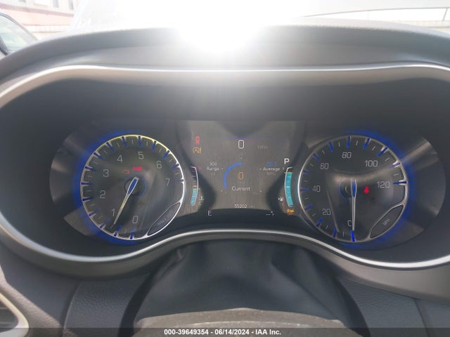 2C4RC1BG3NR152415 Chrysler Pacifica Touring L