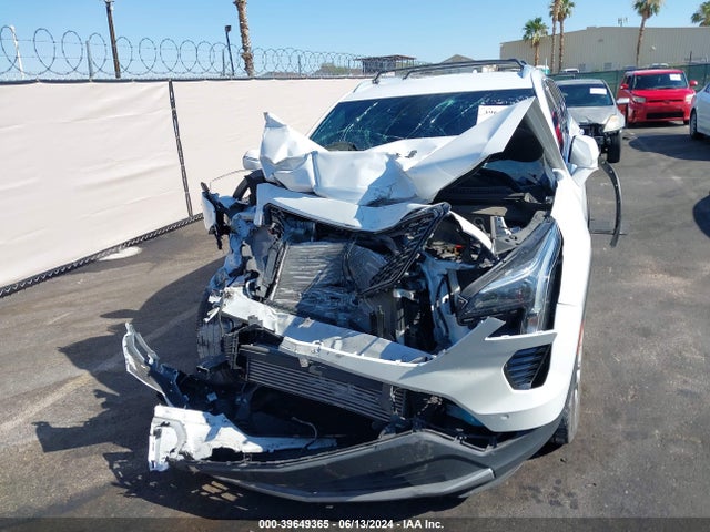 1GYFZCR42NF100431 Cadillac Xt4 Fwd Premium Luxury