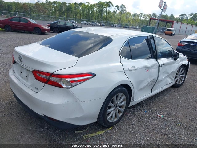 Toyota CAMRY LE 2020 4T1C11AK8LU369018 Image 4