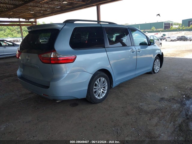 Toyota Sienna Xle 8 Passenger 2015 5TDYK3DC2FS649162 Image 4