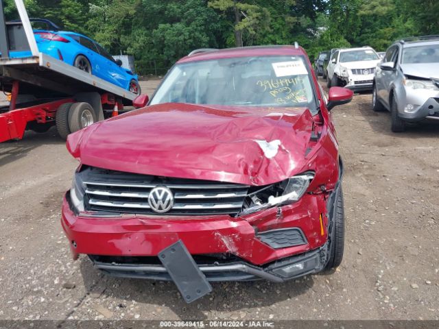 3VV3B7AX4JM023566 Volkswagen Tiguan 2.0t Se/2.0t Sel