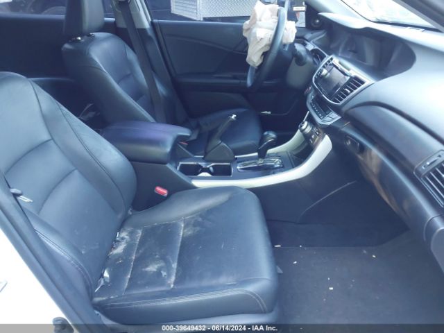 2014 HONDA ACCORD SEDAN 1HGCR2F98EA812072 Photo 4