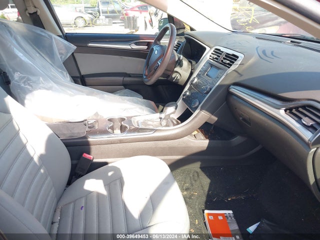 Aukcja sprzedaży 2014 Ford Fusion S, vin: 3FA6P0G77ER252740, numer aukcji: 39649453