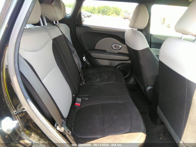 KIA Soul 2016 KNDJN2A28G7402724 Image 8