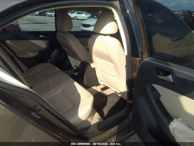 3VWD07AJXEM213444 Volkswagen Jetta 1.8t Se