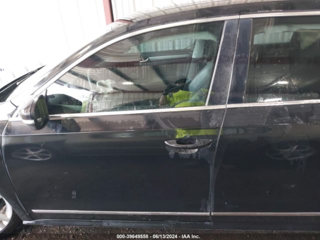 1VWBT7A35FC007483 Volkswagen Passat 1.8t Se