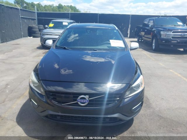 YV149MSS8H1338842 Volvo V60 T6 R-design Platinum