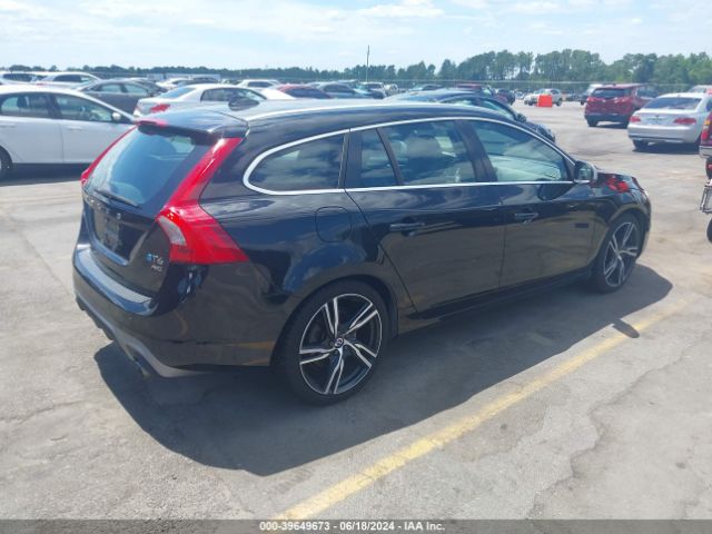 YV149MSS8H1338842 Volvo V60 T6 R-design Platinum