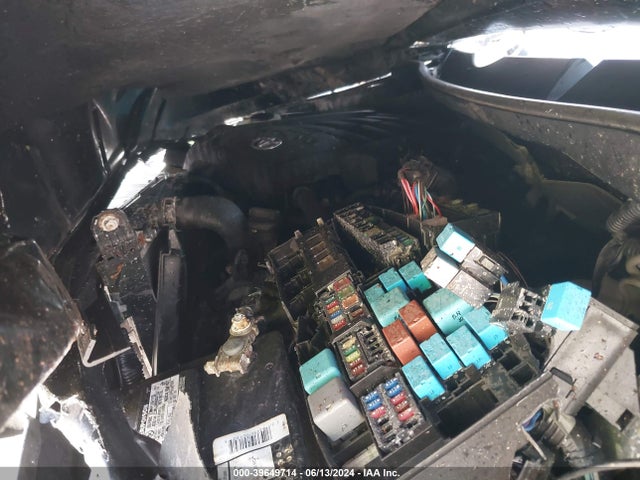 5TFBY5F11EX405538 Toyota Tundra Limited 5.7l V8