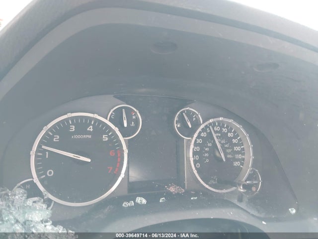 5TFBY5F11EX405538 Toyota Tundra Limited 5.7l V8