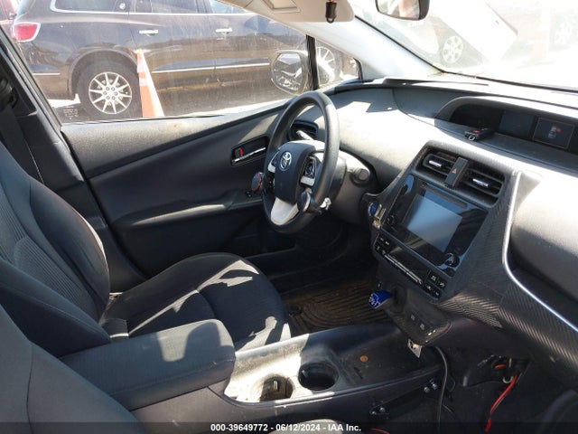 Toyota Prius Two Eco 2017 JTDKARFU6H3542718 Image 5