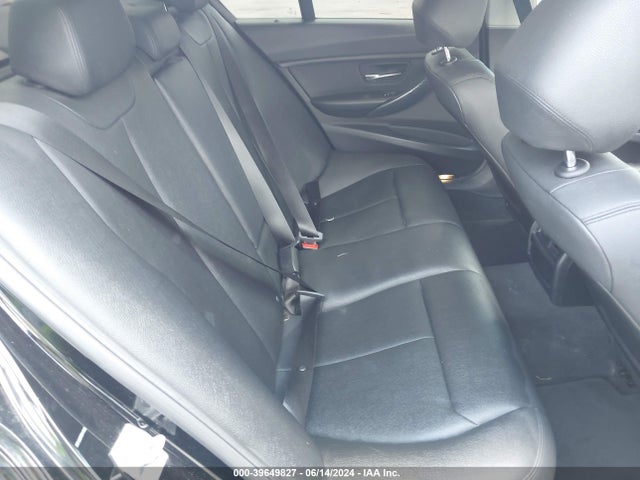BMW 320i 2018 WBA8A9C50JAH13388 Image 8