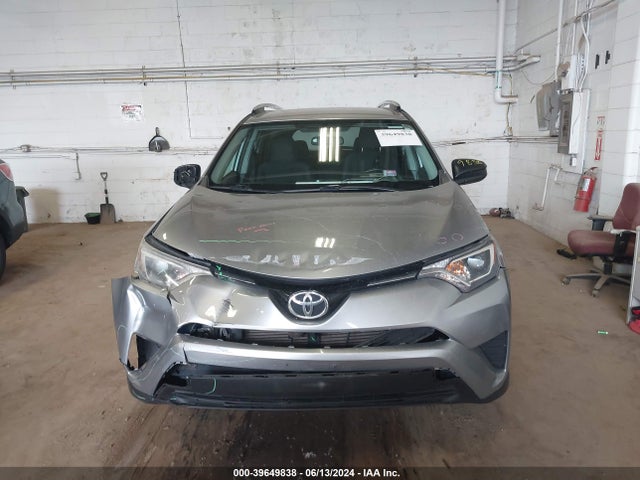 Toyota RAV4 LE 2016 2T3ZFREV6GW240156 Image 6