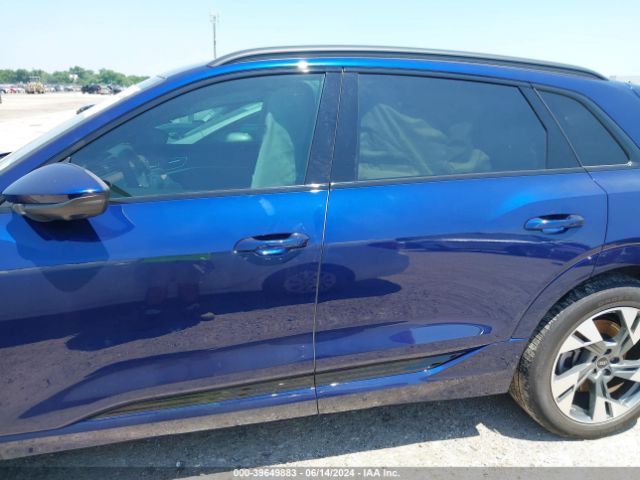 WA1AAAGE9NB037899 Audi E-tron Premium Quattro