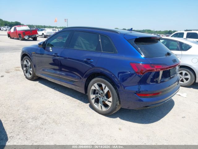 WA1AAAGE9NB037899 Audi E-tron Premium Quattro