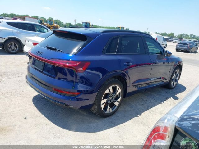 WA1AAAGE9NB037899 Audi E-tron Premium Quattro