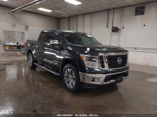 2017 1N6AA1E53HN508955 main image