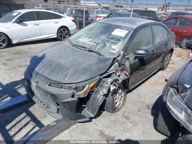 Toyota Corolla Hybrid Le 2022 JTDEAMDEXNJ037753 Image 2