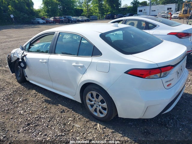 Toyota COROLLA LE 2021 5YFEPMAE3MP221185 Image 3