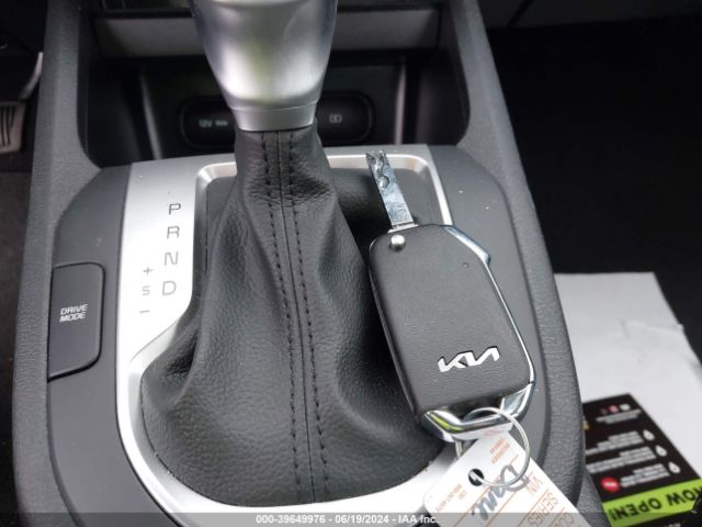 3KPF24ADXRE747560 KIA Forte Lxs