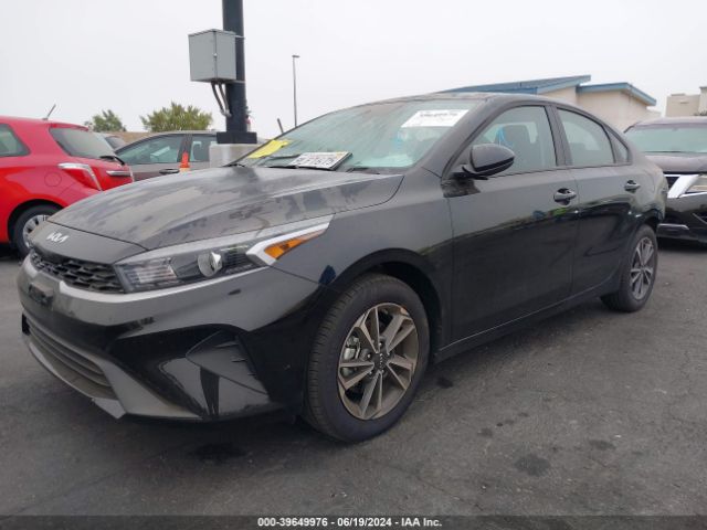 3KPF24ADXRE747560 KIA Forte Lxs